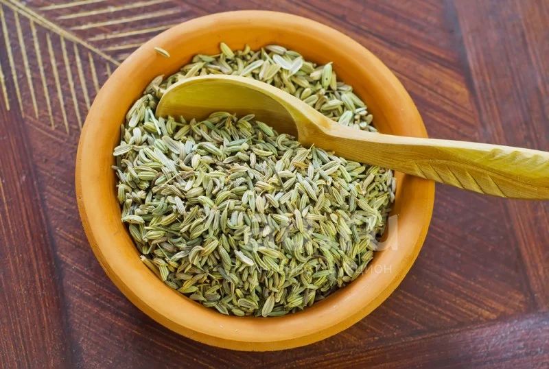 دانه های زیرۀ سبز خشک و خوش عطر با کیفیت ممتاز برای استفاده در صنایع غذایی و دارویی